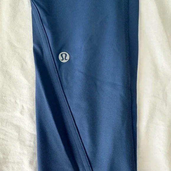 All the right places crop - Picture 4 of 4